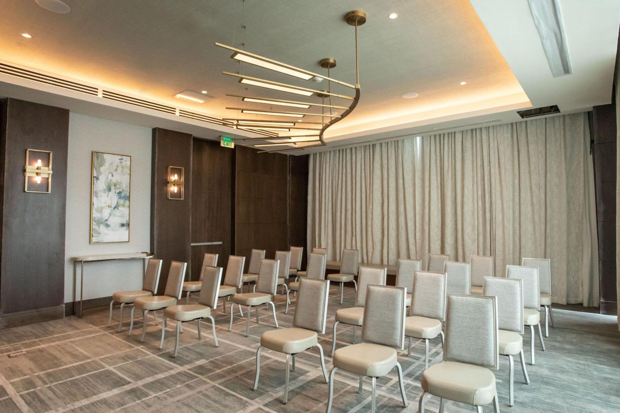 Courtyard By Marriott Santo Domingo Piantini Exterior foto